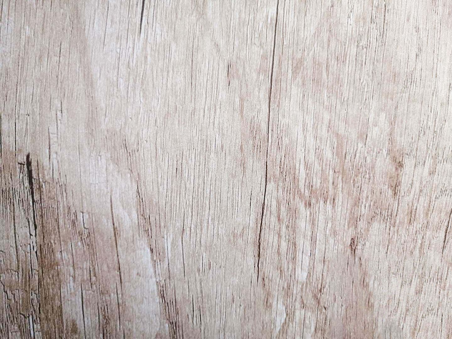 PAINT-FREE PLYWOOD