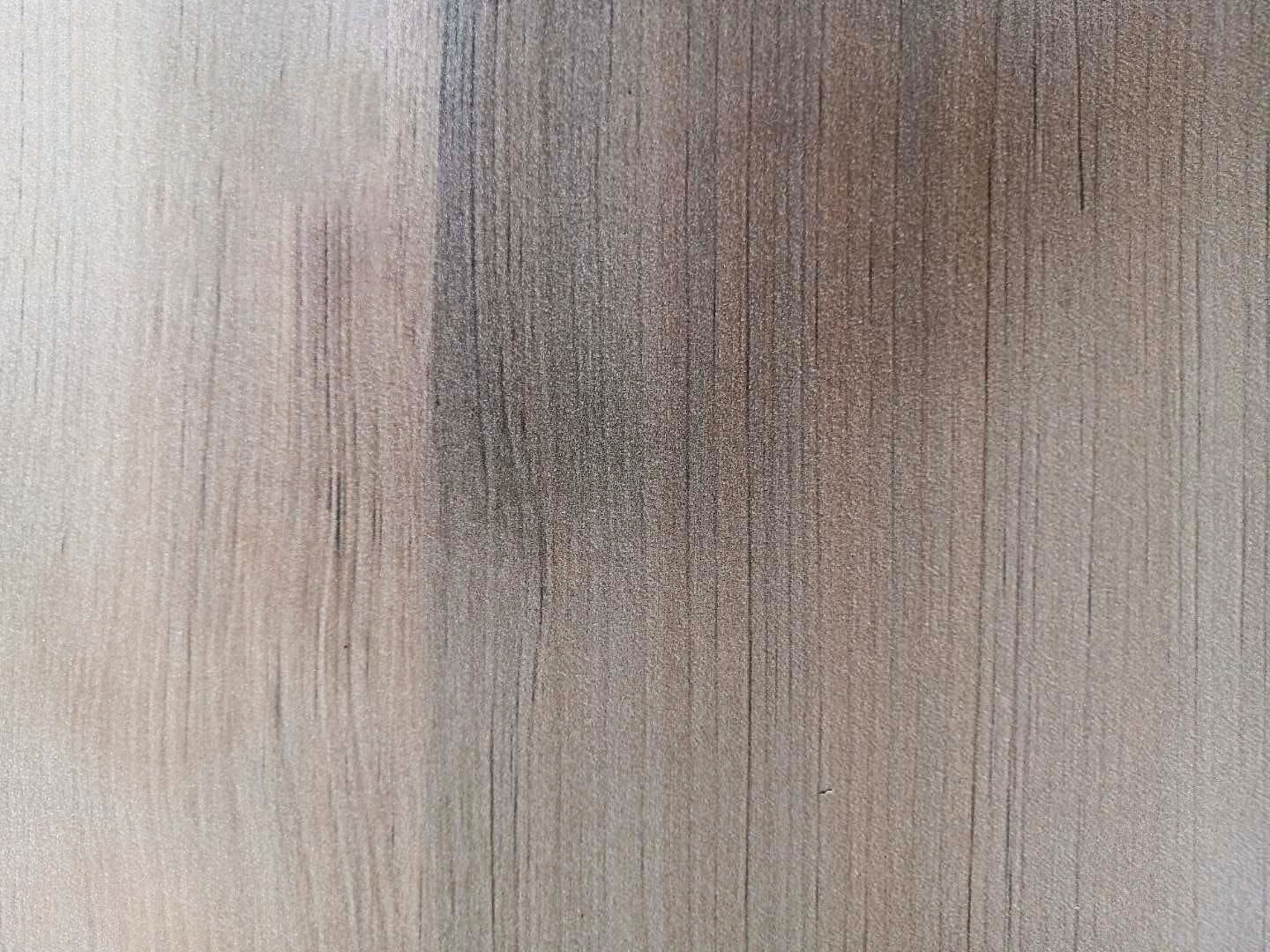 PAINT-FREE PLYWOOD